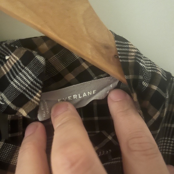 Everlane puff sleeve mock next blouse - Picture 3 of 3